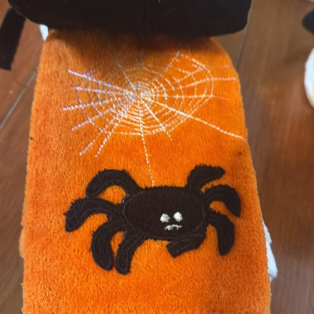 Halloween Ghost, pumpkin Spider finger Towels & washcloths? 100% cotton new read